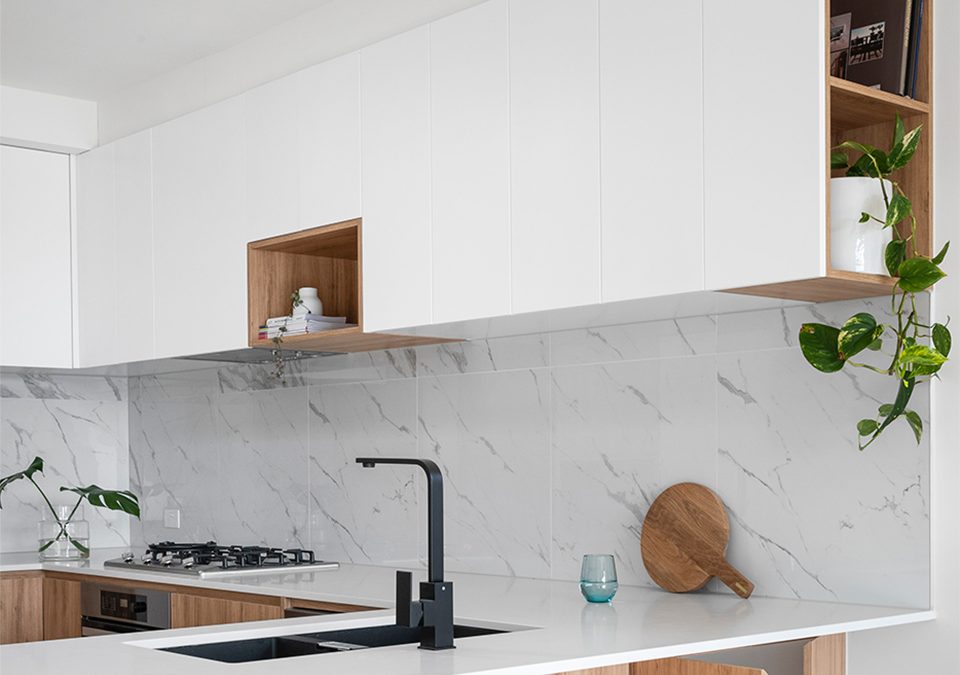 6 Styles of Kitchen Wall Tiles For Your Home Feature Image